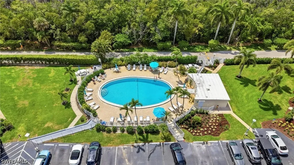 3 Bluebill Avenue Naples FL 34108