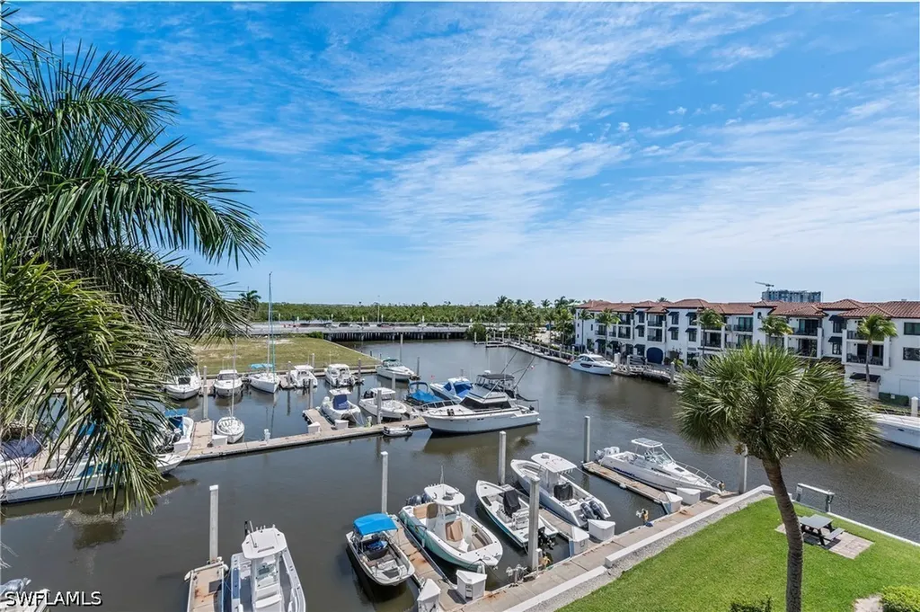 803 River Point Drive Naples FL 34102