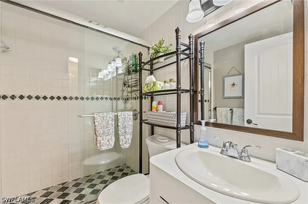 803 River Point Drive Naples FL 34102