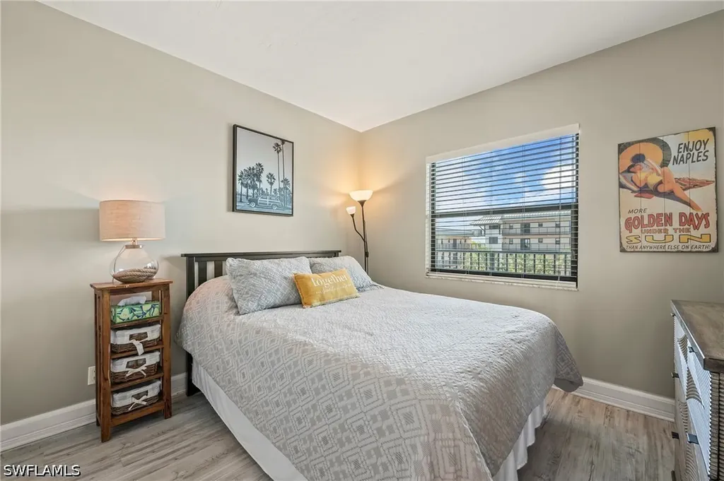 803 River Point Drive Naples FL 34102