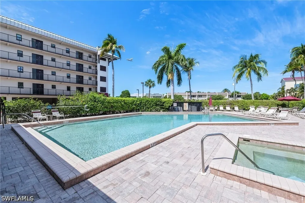803 River Point Drive Naples FL 34102