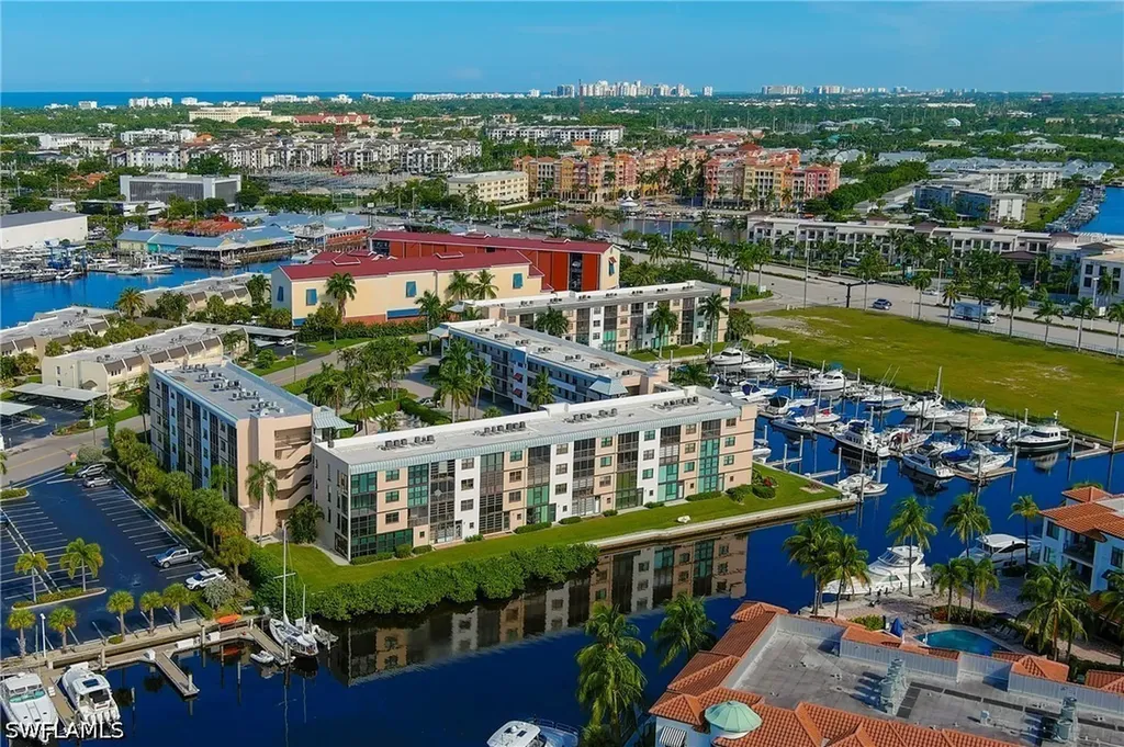 803 River Point Drive Naples FL 34102