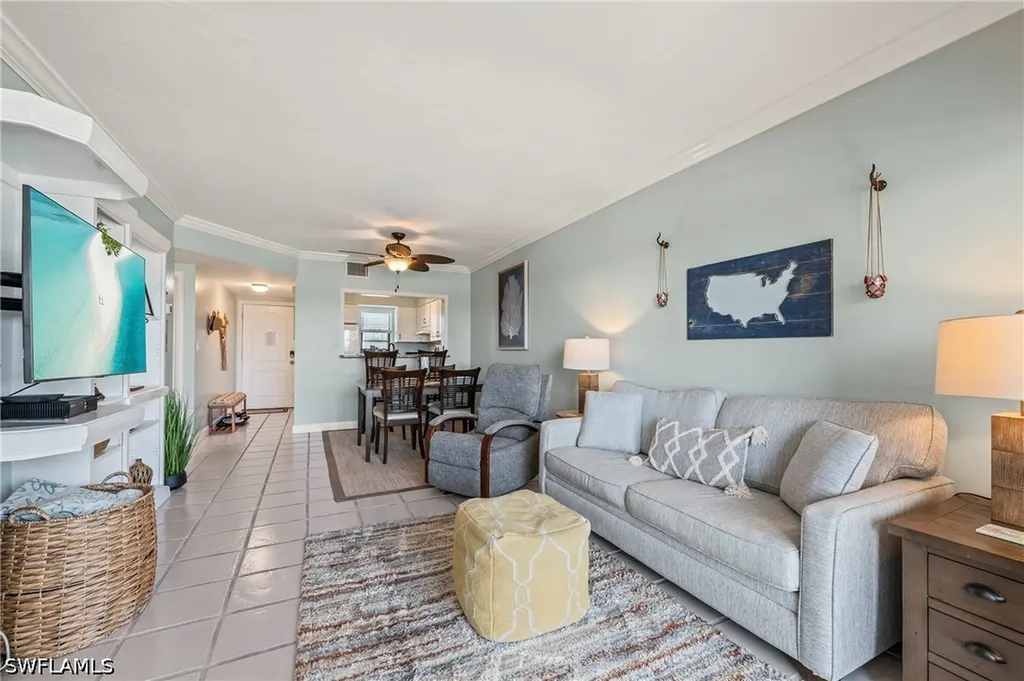803 River Point Drive Naples FL 34102