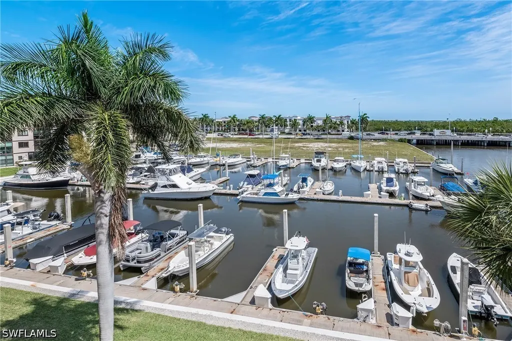 803 River Point Drive Naples FL 34102