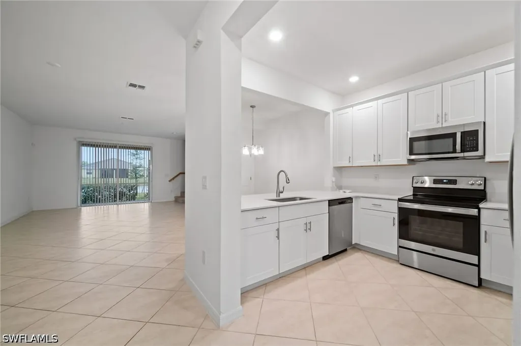 2878 Blossom Way Naples FL 34120