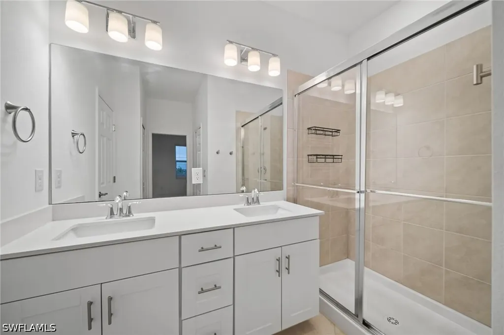 2878 Blossom Way Naples FL 34120
