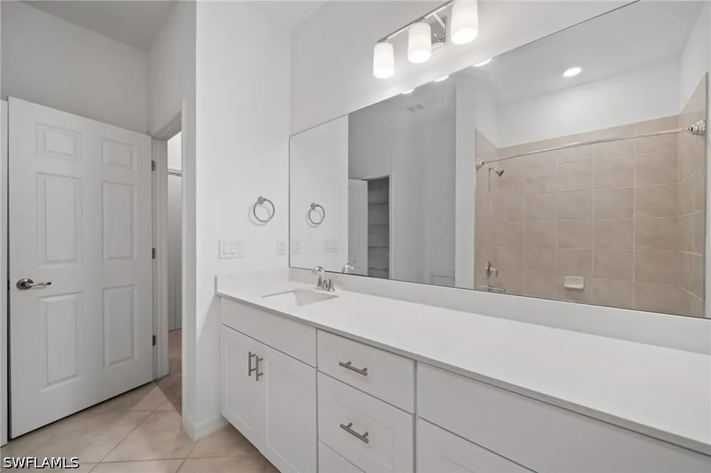 2878 Blossom Way Naples FL 34120