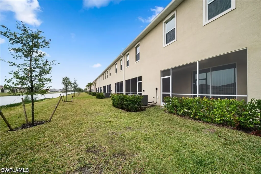 2878 Blossom Way Naples FL 34120