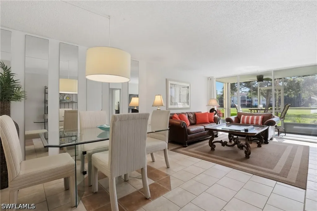 1086 Forest Lakes Drive Naples FL 34105