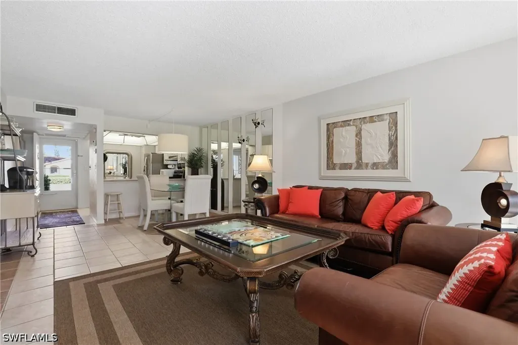 1086 Forest Lakes Drive Naples FL 34105