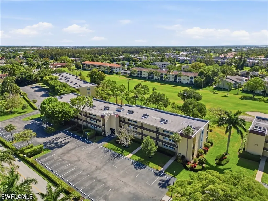 1086 Forest Lakes Drive Naples FL 34105