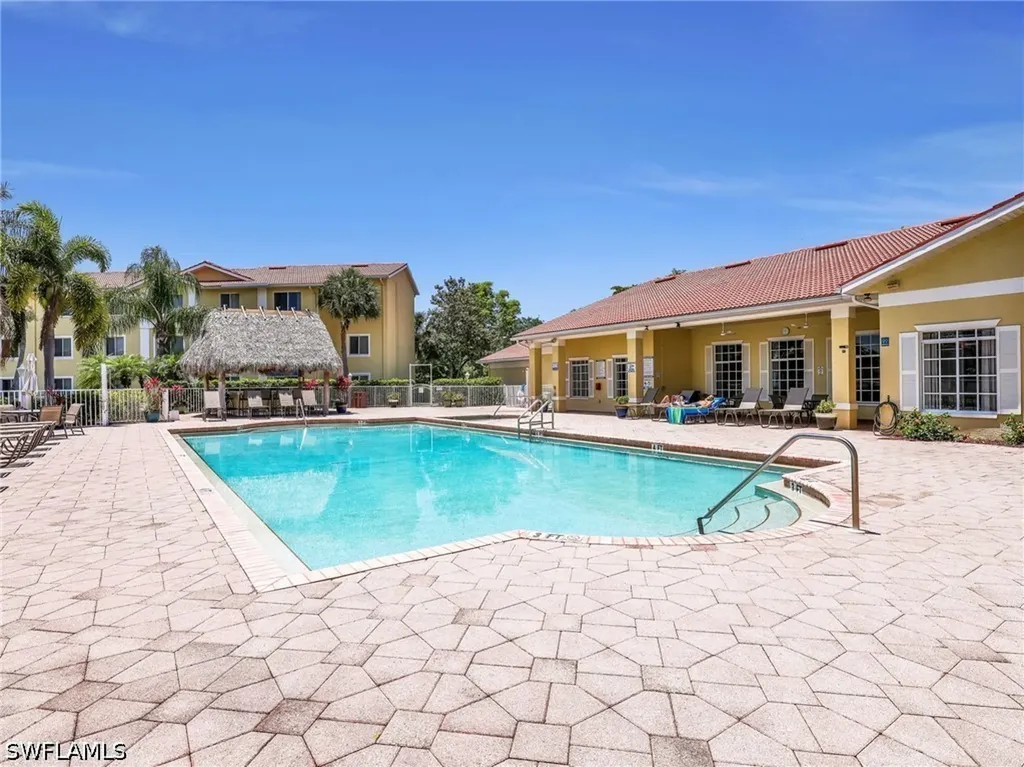 8284 Key Royal Circle Naples FL 34119