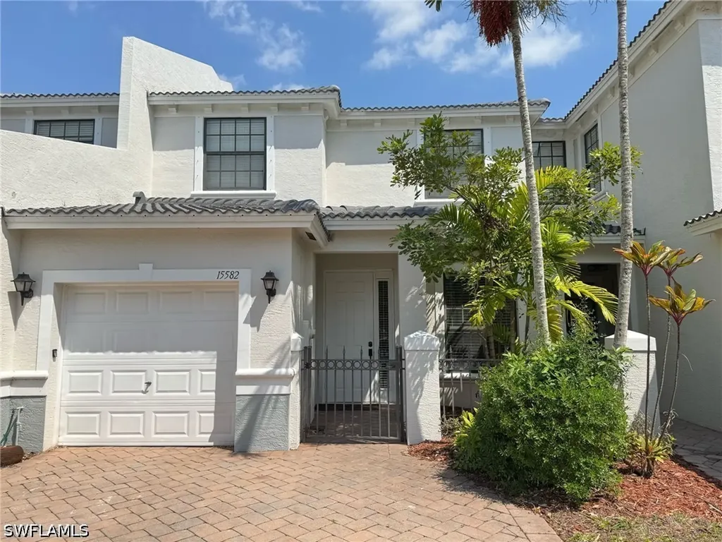 15582 NE Summit Place Circle Naples FL 34119