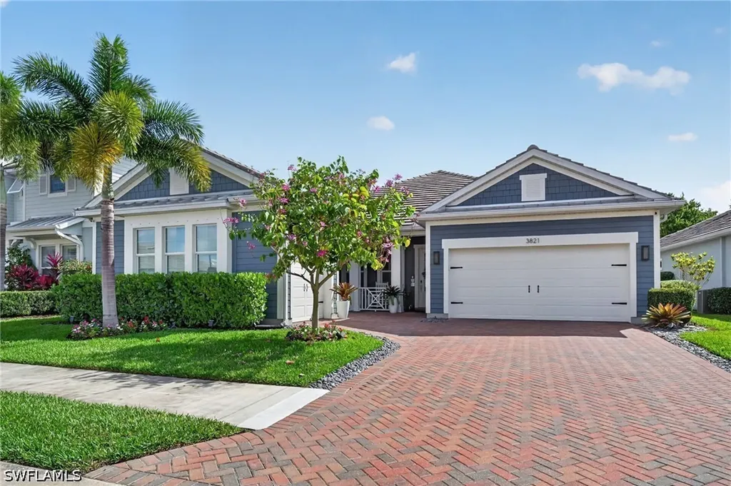 3821 Helmsman Drive Naples FL 34120