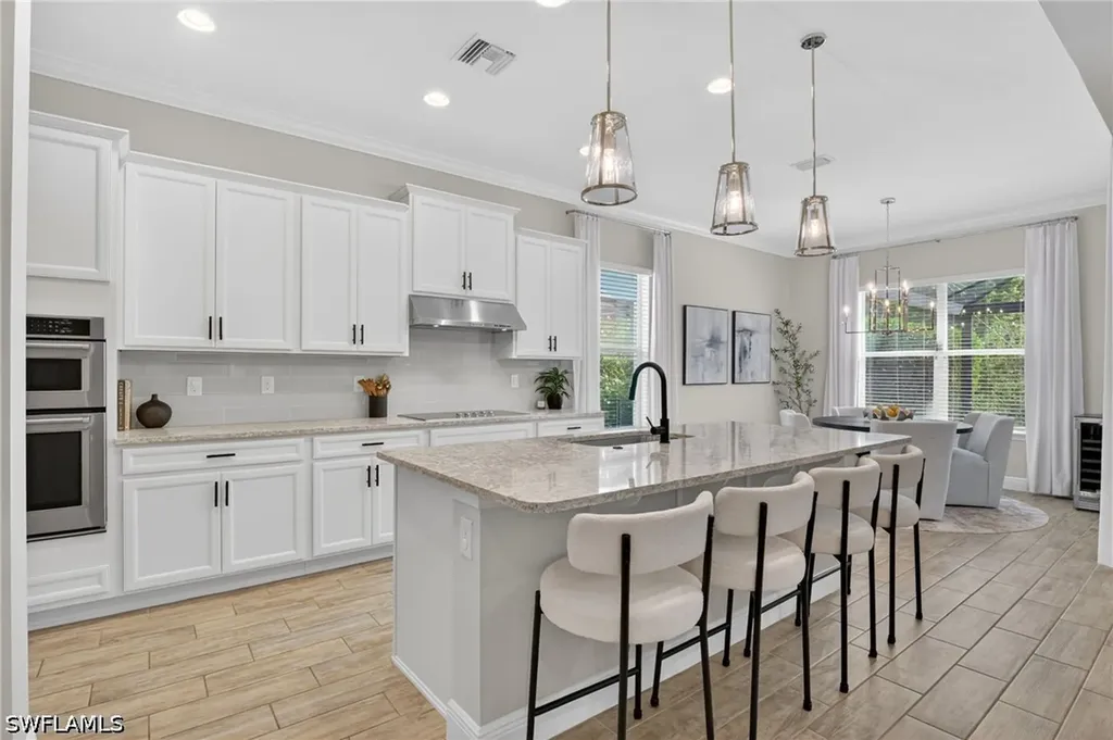 3821 Helmsman Drive Naples FL 34120