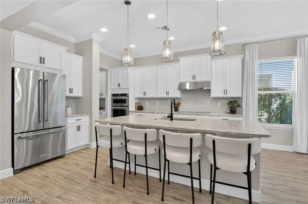 3821 Helmsman Drive Naples FL 34120
