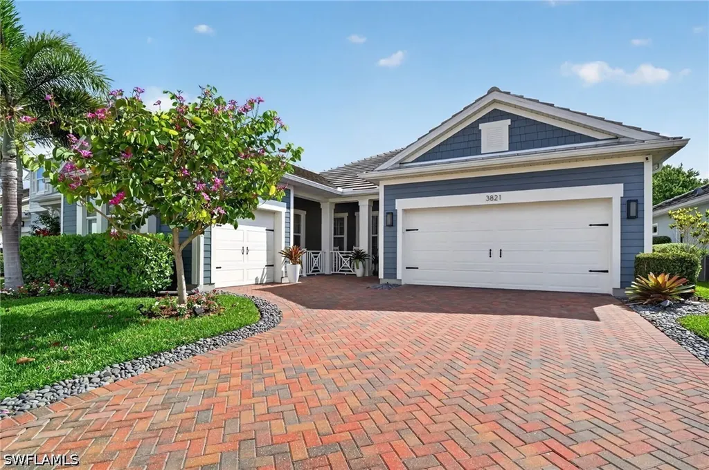 3821 Helmsman Drive Naples FL 34120