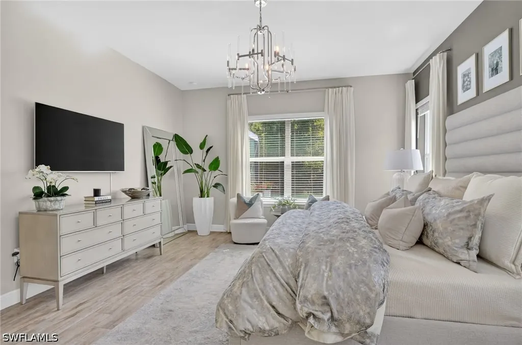 3821 Helmsman Drive Naples FL 34120