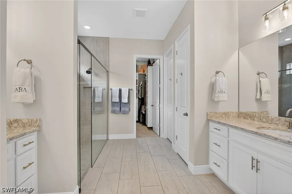 3821 Helmsman Drive Naples FL 34120