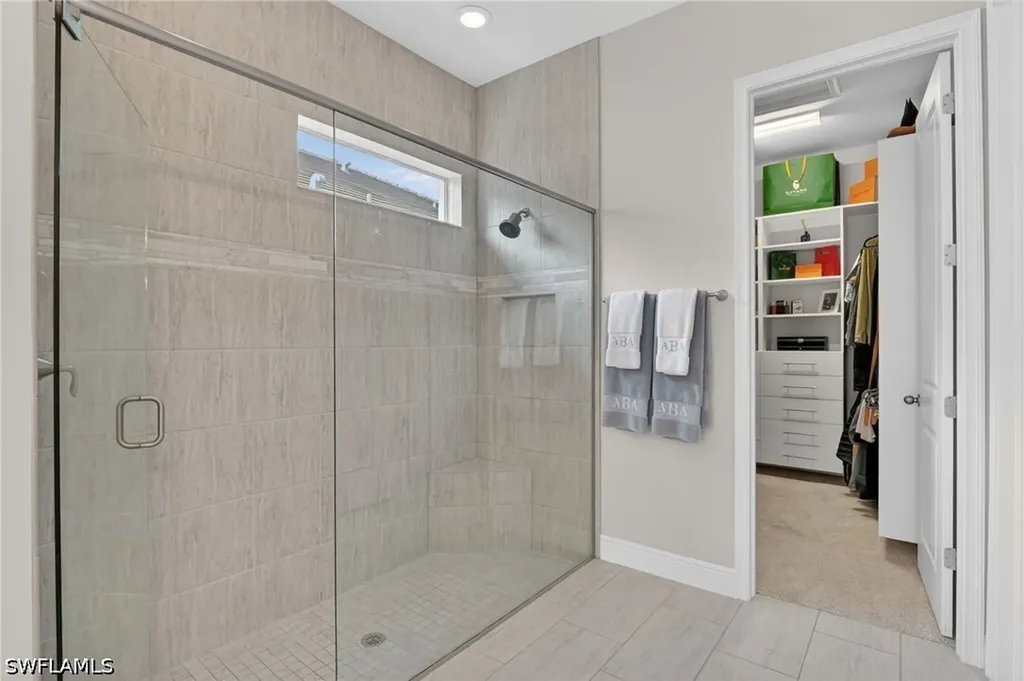 3821 Helmsman Drive Naples FL 34120