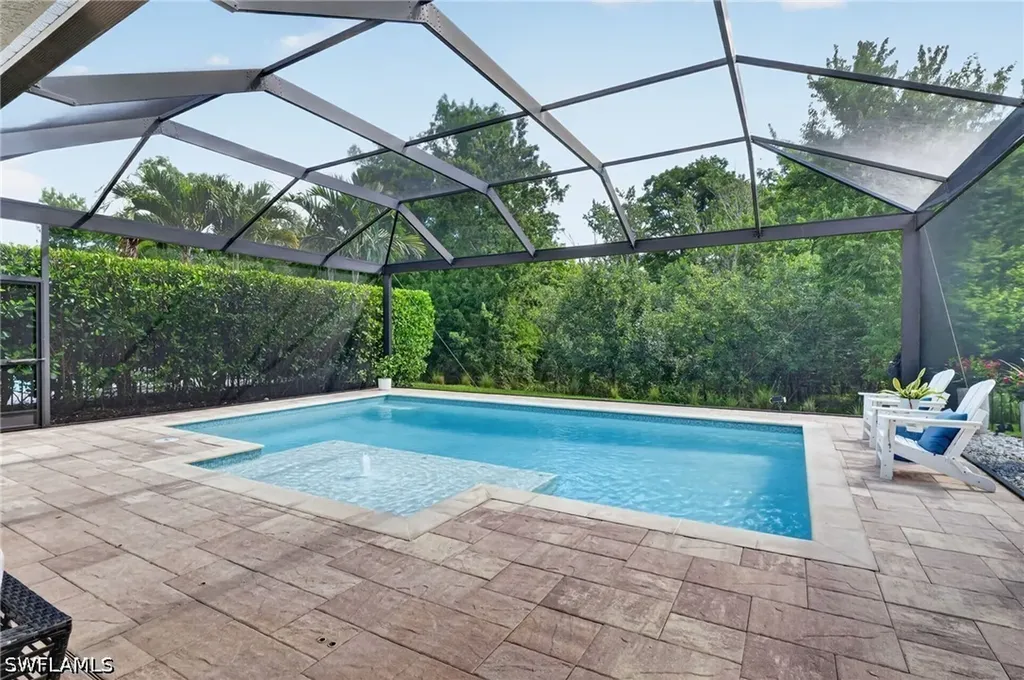 3821 Helmsman Drive Naples FL 34120