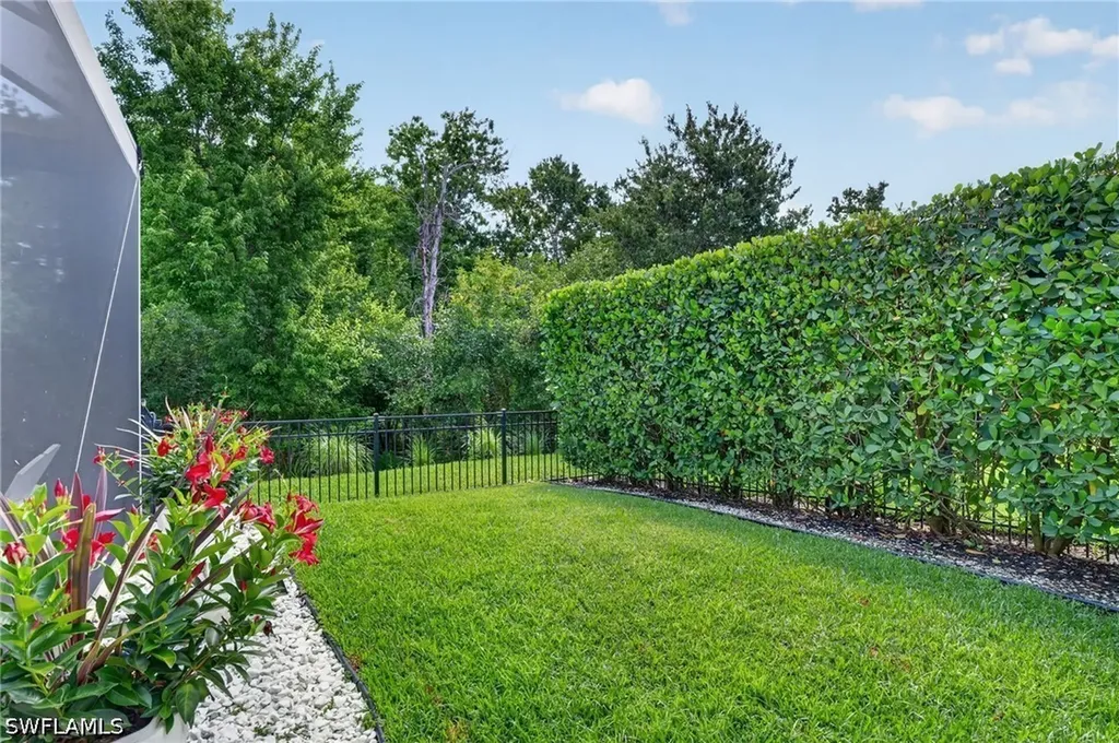 3821 Helmsman Drive Naples FL 34120