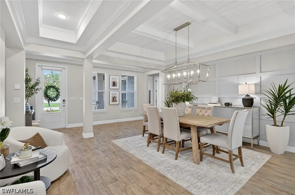 3821 Helmsman Drive Naples FL 34120