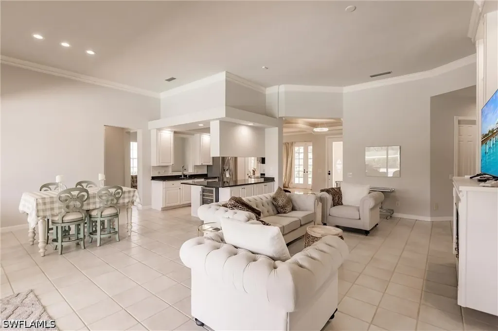 5163 Inagua Way Naples FL 34119