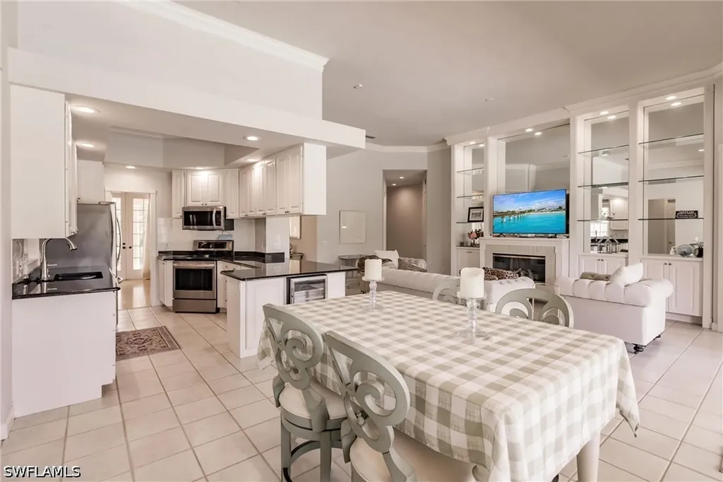 5163 Inagua Way Naples FL 34119