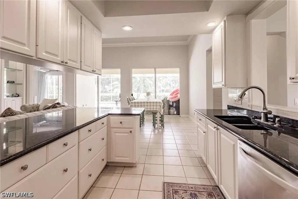 5163 Inagua Way Naples FL 34119