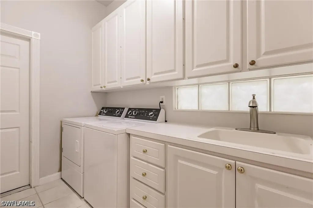 5163 Inagua Way Naples FL 34119