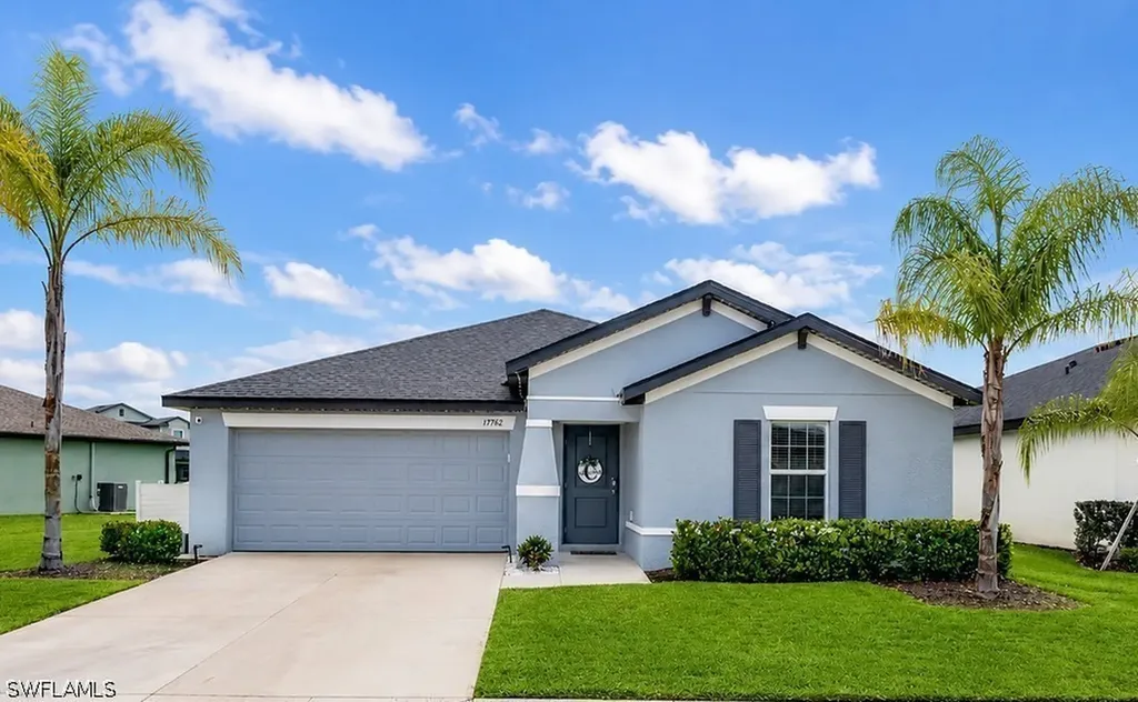 17762 Paradiso Way North Fort Myers FL 33917