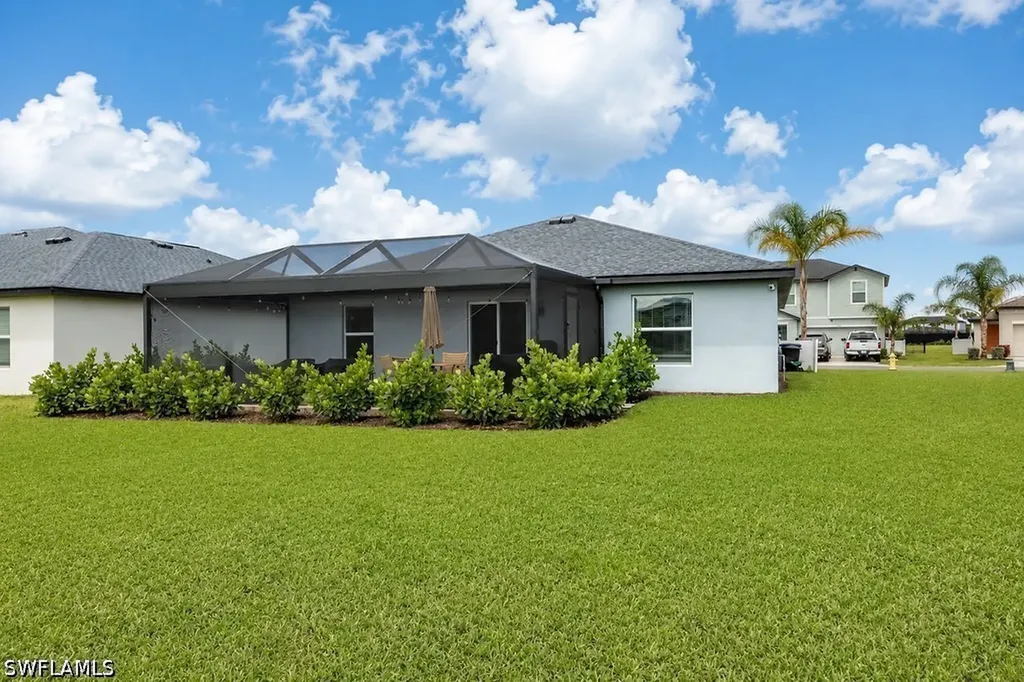 17762 Paradiso Way North Fort Myers FL 33917