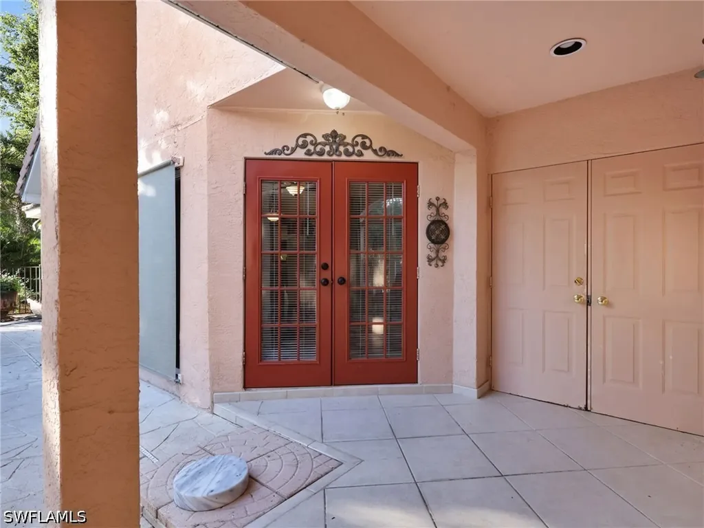 3790 1st Avenue NW Naples FL 34120