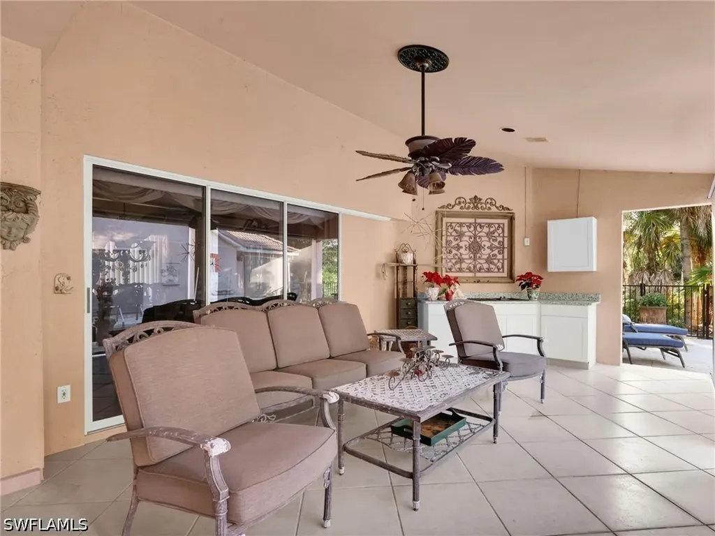 3790 1st Avenue NW Naples FL 34120
