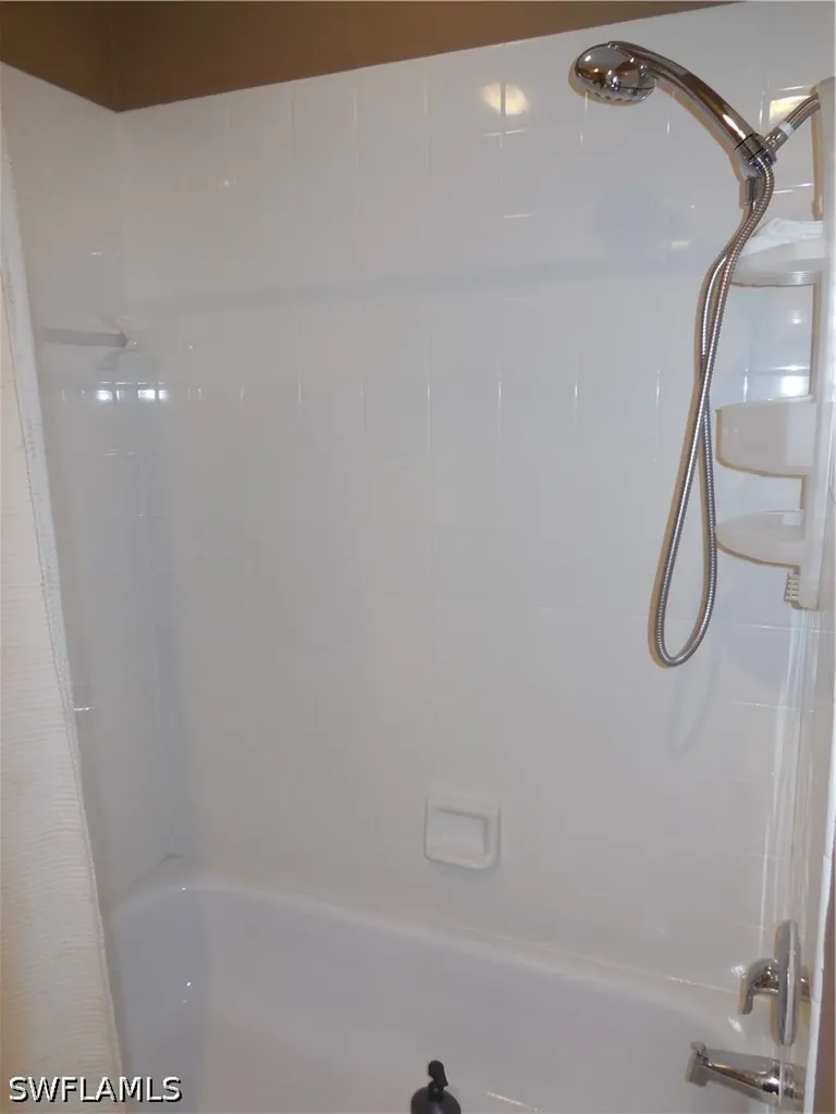 6069 Islandwalk Boulevard Naples FL 34119
