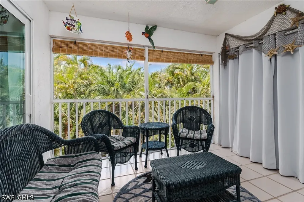5419 Rattlensake Hammock Road Naples FL 34113