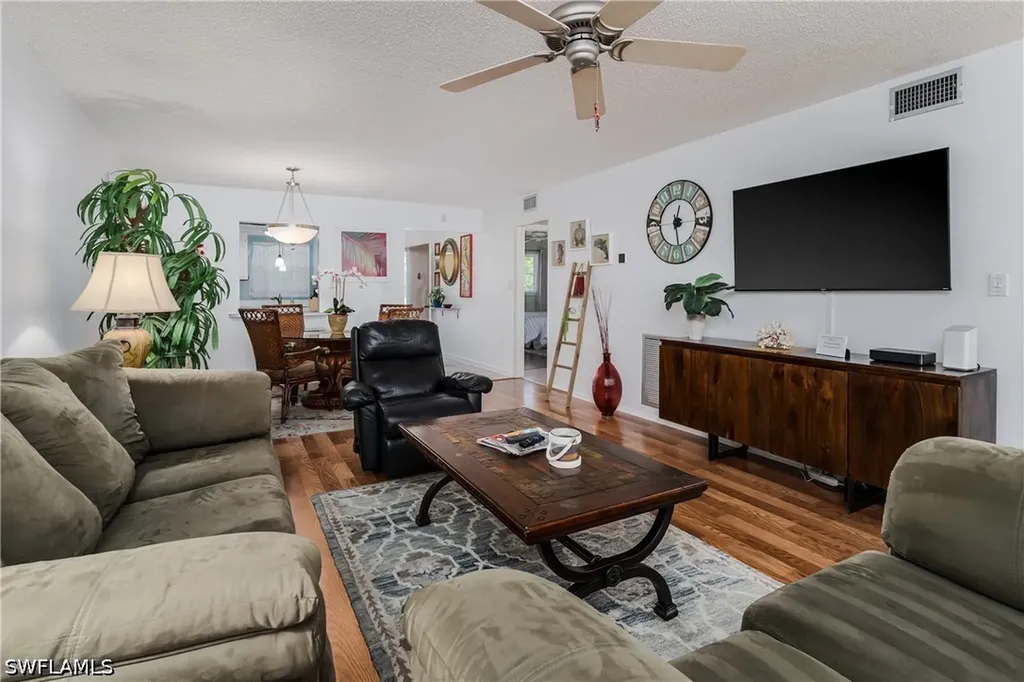 5419 Rattlensake Hammock Road Naples FL 34113
