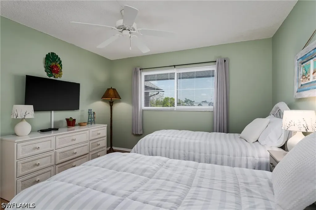 5419 Rattlensake Hammock Road Naples FL 34113
