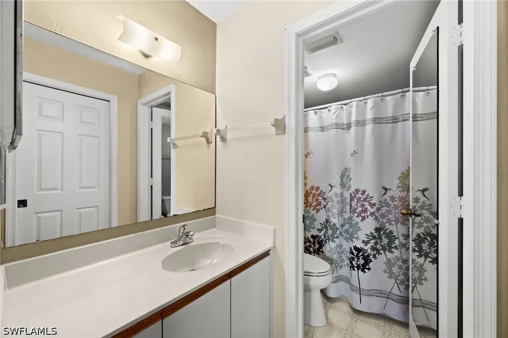 5784 Deauville Circle Naples FL 34112