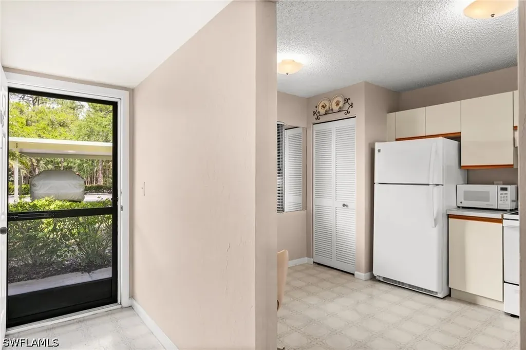 5784 Deauville Circle Naples FL 34112
