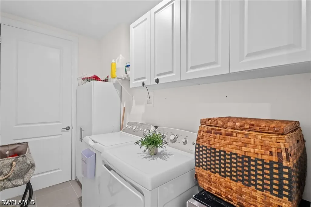 9637 Montelanico Loop Naples FL 34119