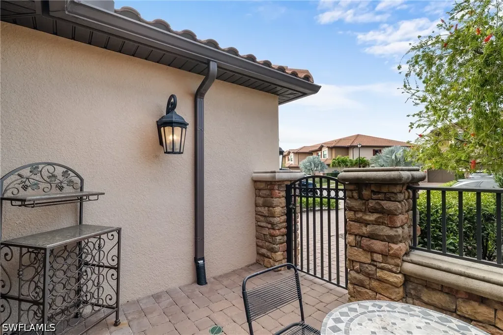 9637 Montelanico Loop Naples FL 34119