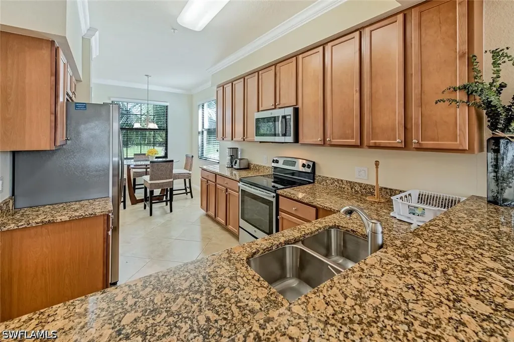 9735 Acqua Court Naples FL 34113