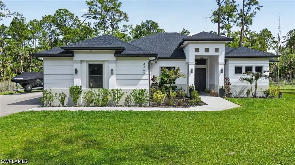3263 40th Avenue SE Naples FL 34117