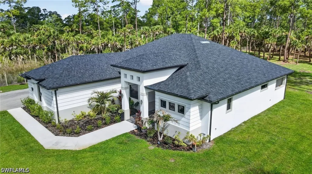 3263 40th Avenue SE Naples FL 34117