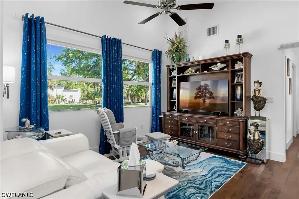 681 15th Street SW Naples FL 34117