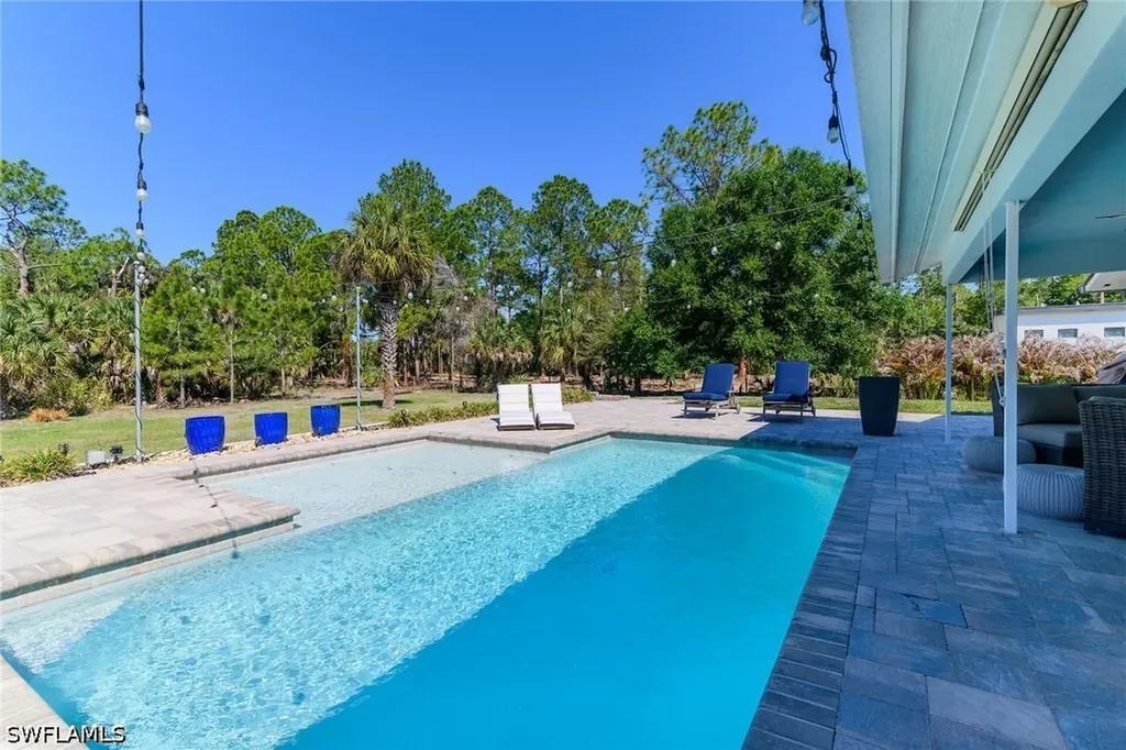 681 15th Street SW Naples FL 34117
