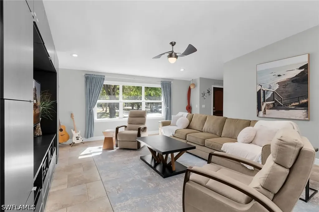 681 15th Street SW Naples FL 34117