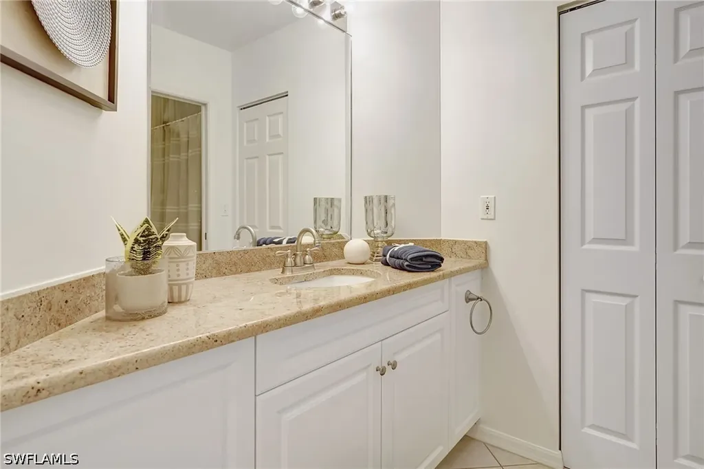 470 Launch Circle Naples FL 34108